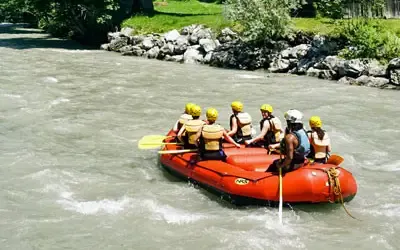 Riverrafting Simme Privatboot